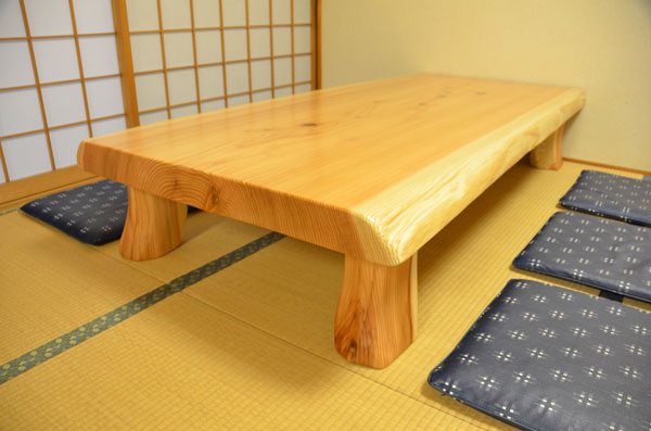杉一枚板座敷机（志摩市『東山物産』様） | 無垢一枚板テーブル