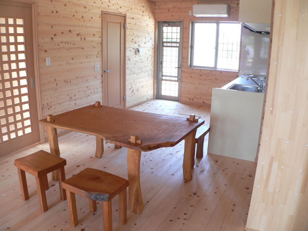 ケヤキ一枚板ダイニングテーブルセット(玉城町K様邸)