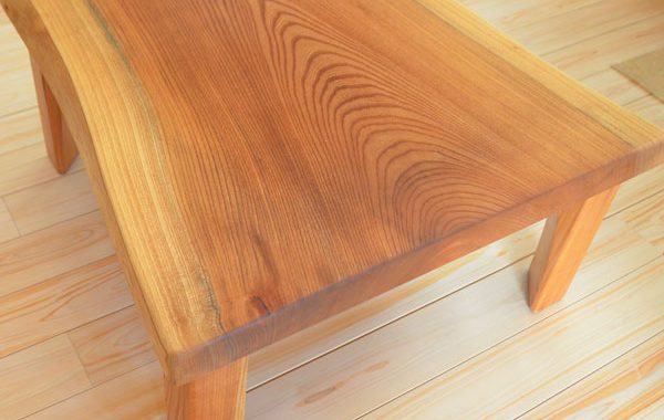 伊勢市S様邸ケヤキ一枚板座卓