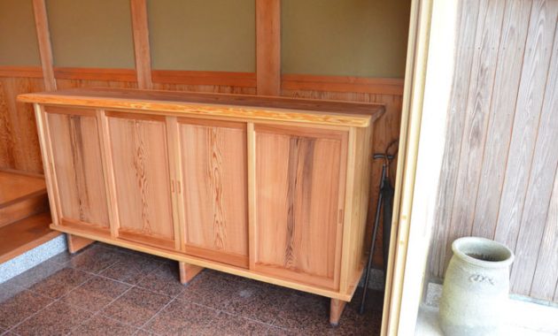 無垢一枚板テーブルの坂谷木工 『木好房 hitotoki』 | 自然木の個性を